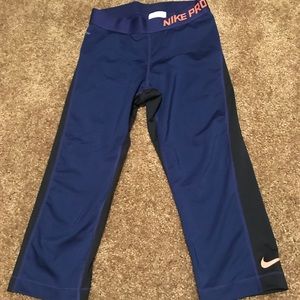 Nike Pro crop leggings